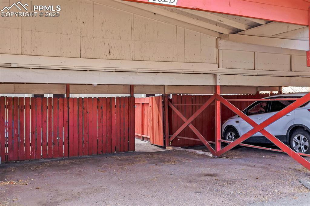 Image 26 of 28: View of garage