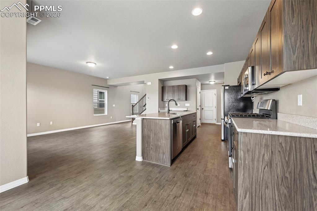 Image 9 of 36: Kitchen