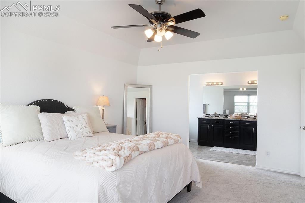 Image 29 of 48: Bedroom