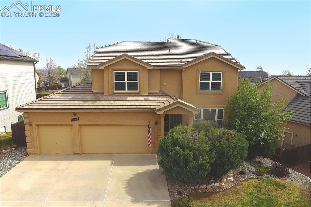 Image 4 of 48: Front of Structure