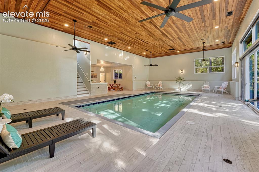 Image 39 of 50: Game Room