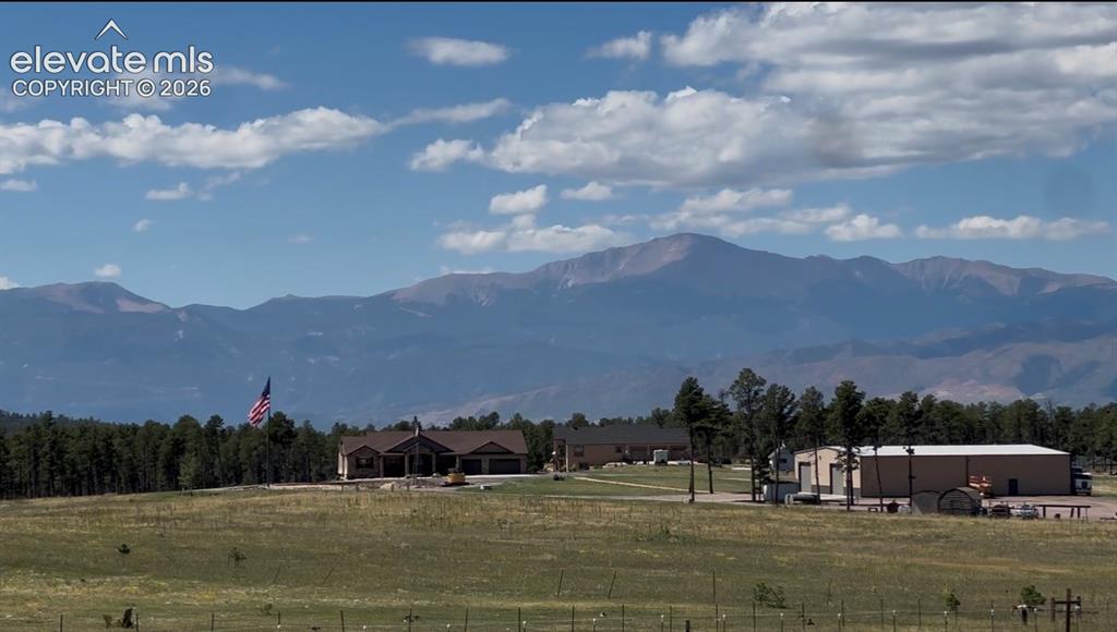 Image 11 of 11: View