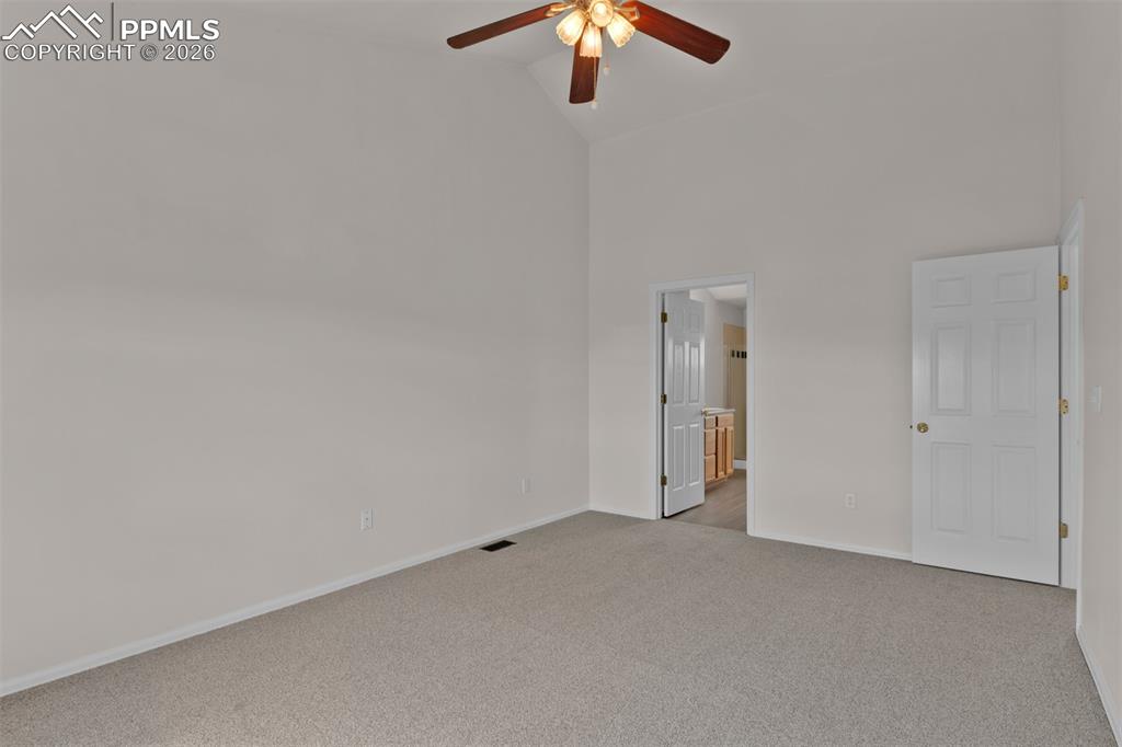 Image 19 of 49: Master Bedroom