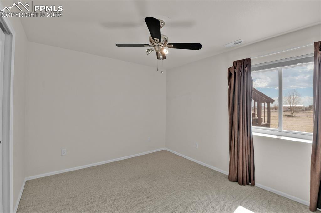 Image 36 of 49: Bedroom #4