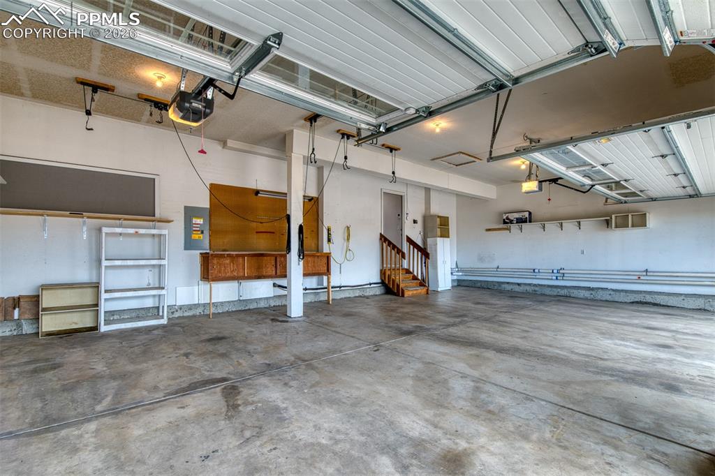 Image 49 of 49: Garage