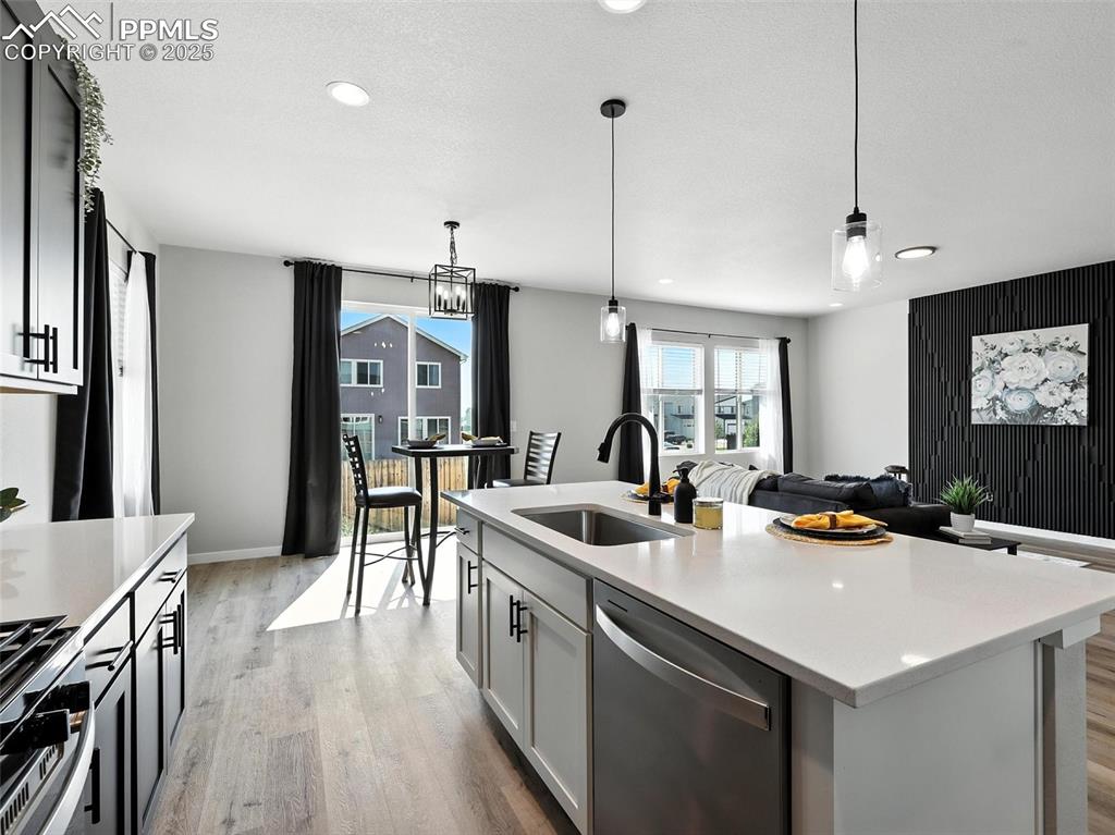 Image 9 of 44: Kitchen