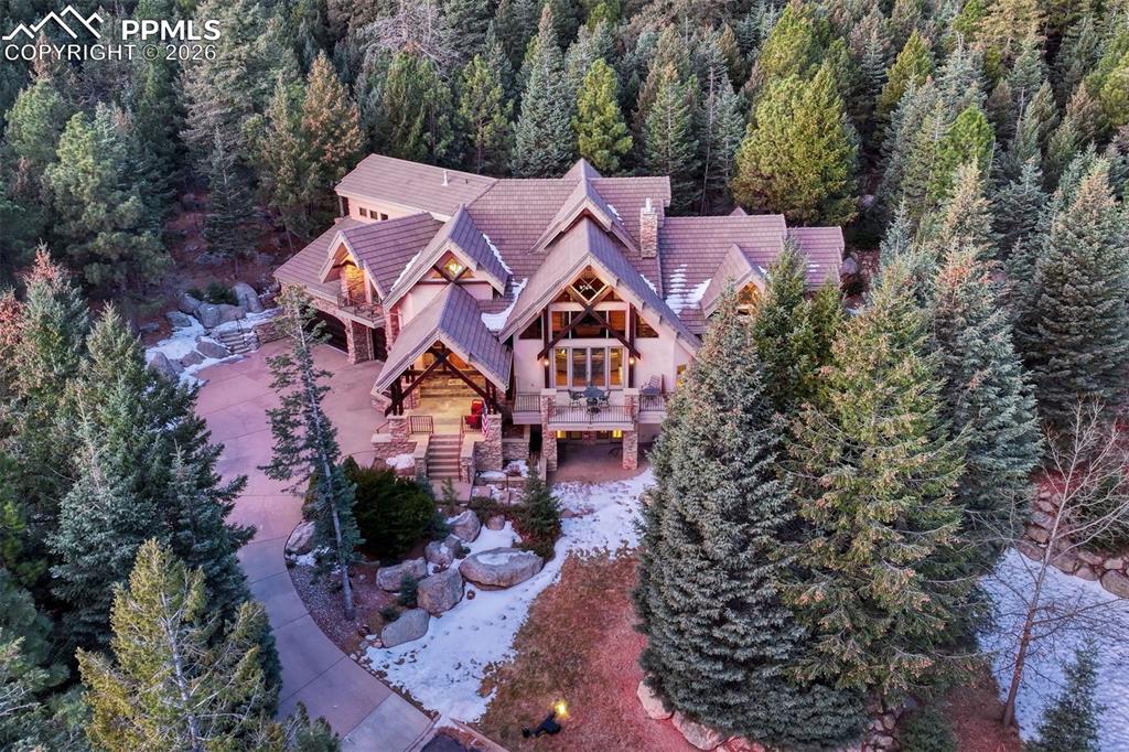 Image 16 of 50: Thoughtfully designed to live in harmony with nature