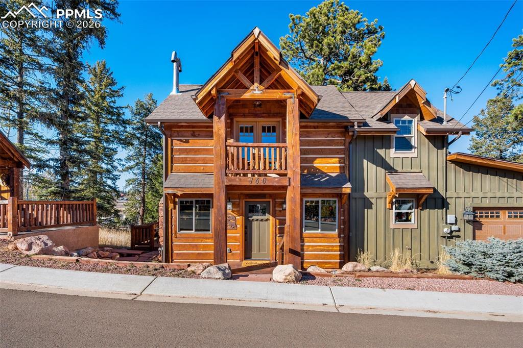 Image 2 of 31: Front of Structure