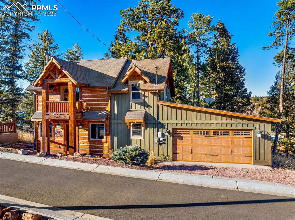 Image 29 of 31: Front of Structure