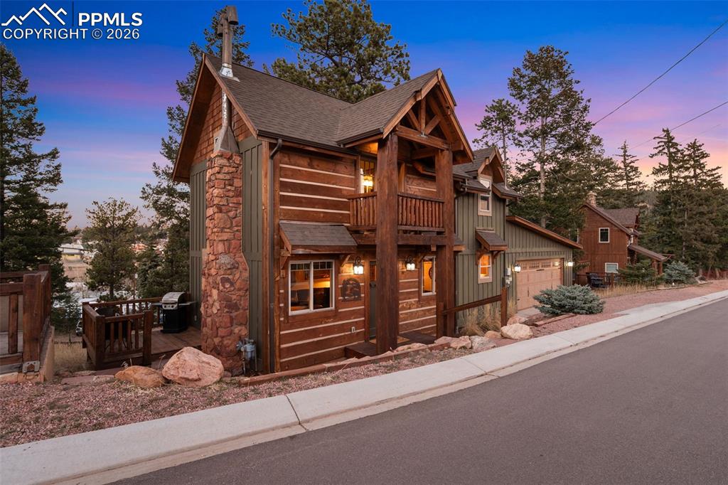 Image 31 of 31: Front of Structure