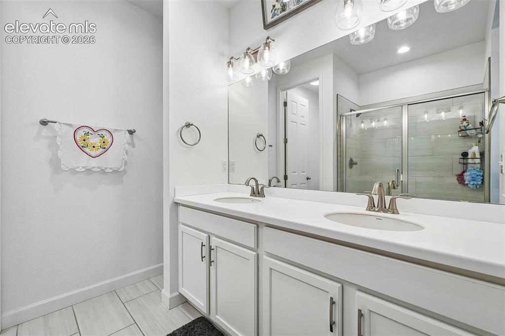 Image 31 of 40: Master Bathroom