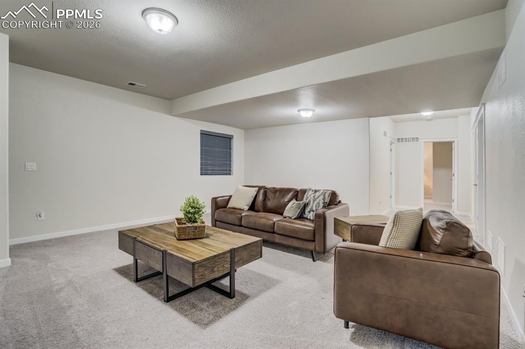 Image 29 of 39: Family Room