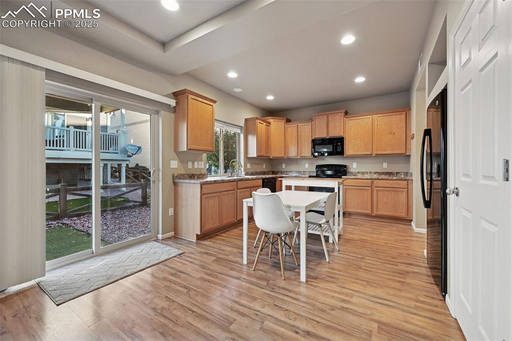 Image 10 of 36: Kitchen