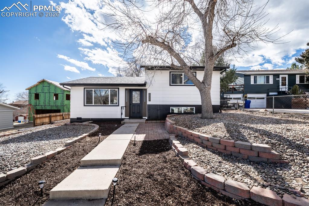 Image 1 of 27: Front of Structure