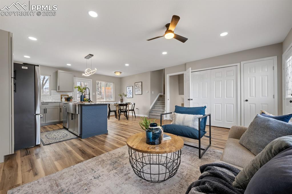 Image 2 of 27: Living Room