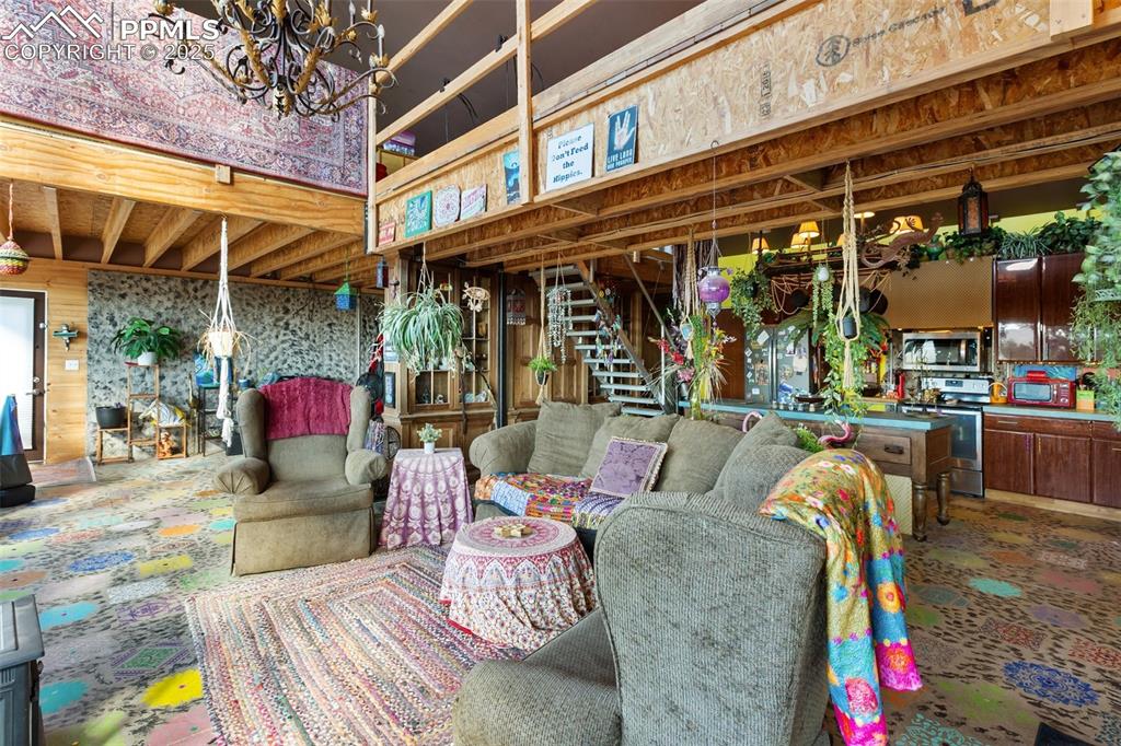 Image 11 of 50: Living Room