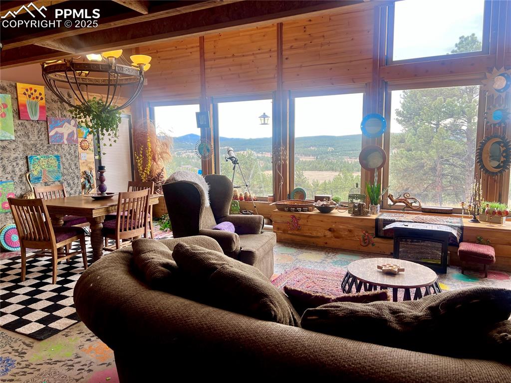 Image 16 of 50: Living Room