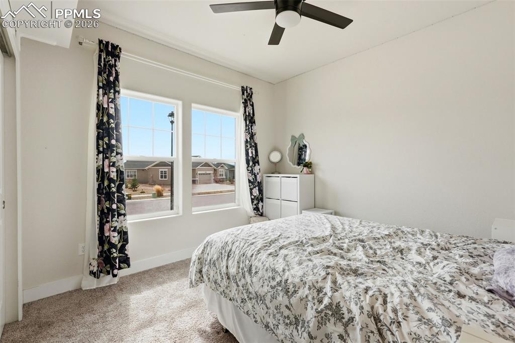 Image 24 of 43: Bedroom