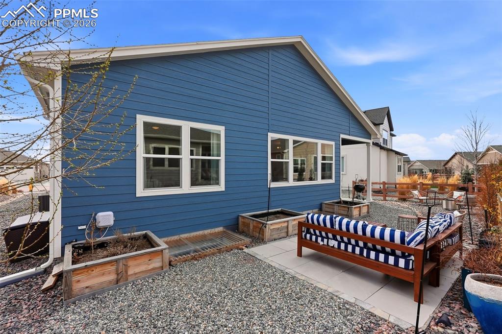 Image 37 of 43: Back of Structure