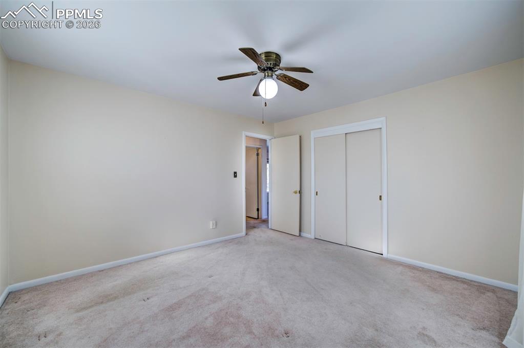 Image 19 of 40: View from main bedroom to hallway