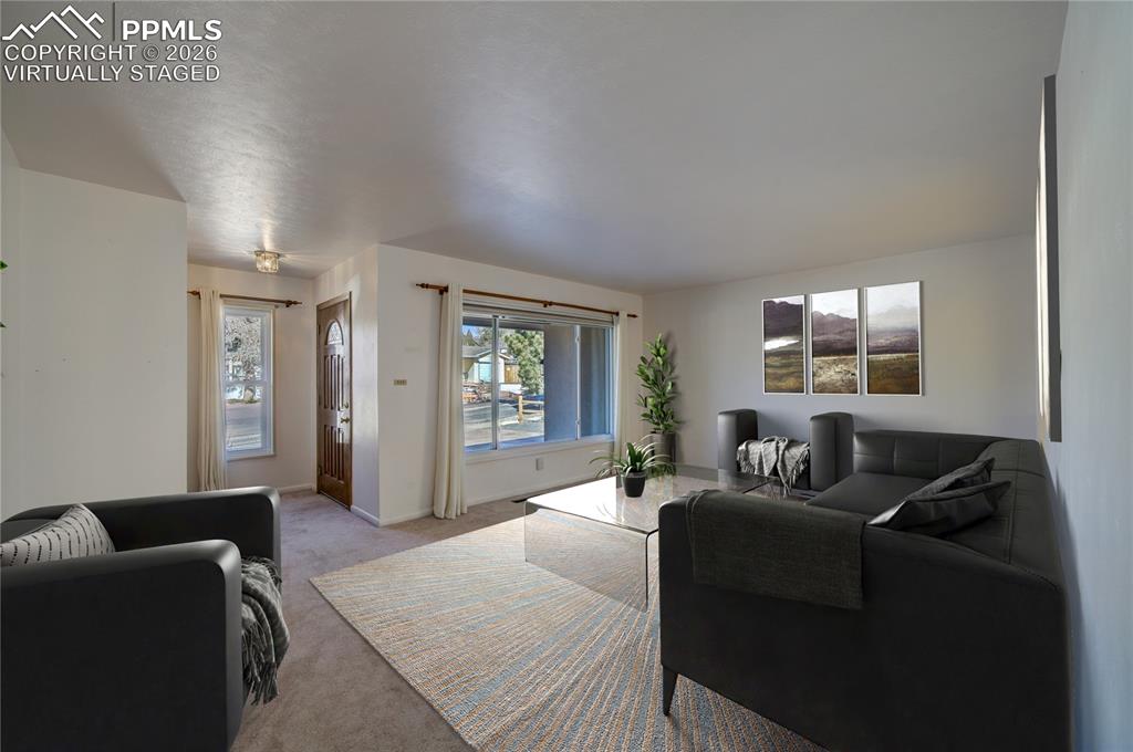 Image 7 of 40: Virtually staged