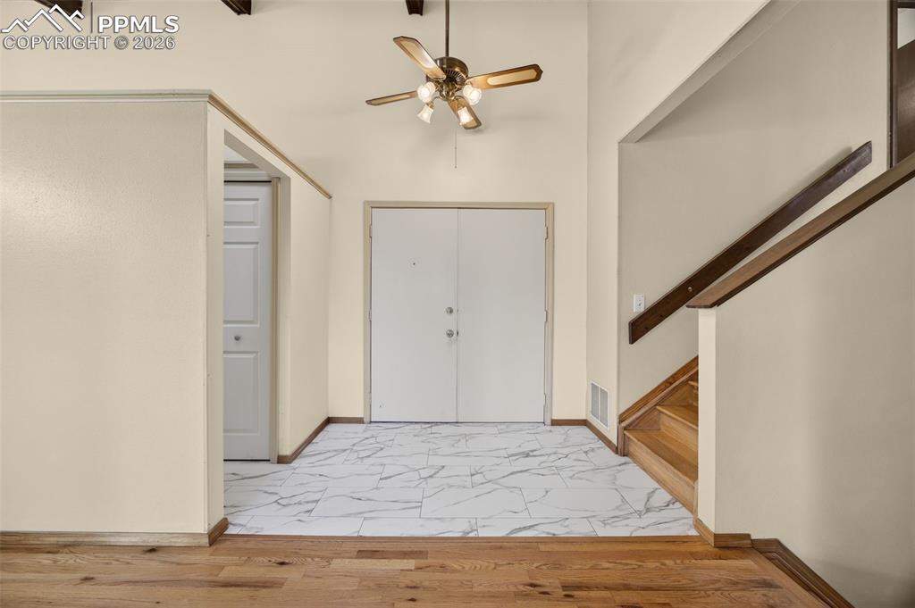 Image 4 of 44: Entry