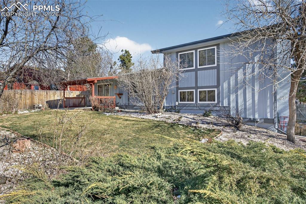 Image 42 of 44: Back of Structure