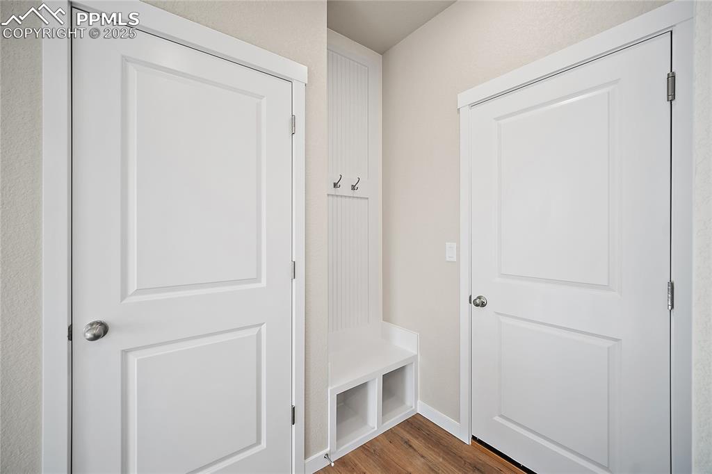 Image 24 of 28: Mud Room