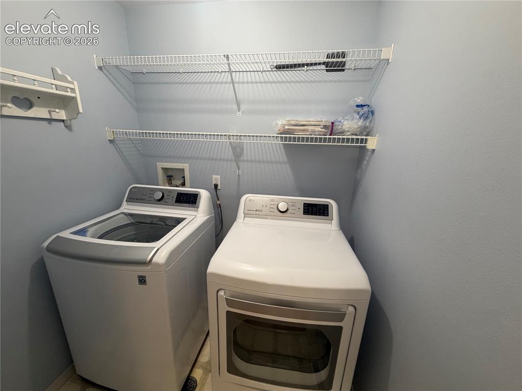 Image 30 of 36: Laundry