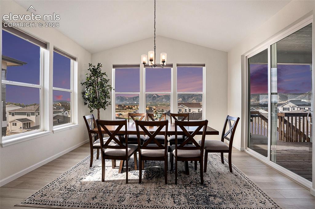 Image 15 of 49: Dining Area
