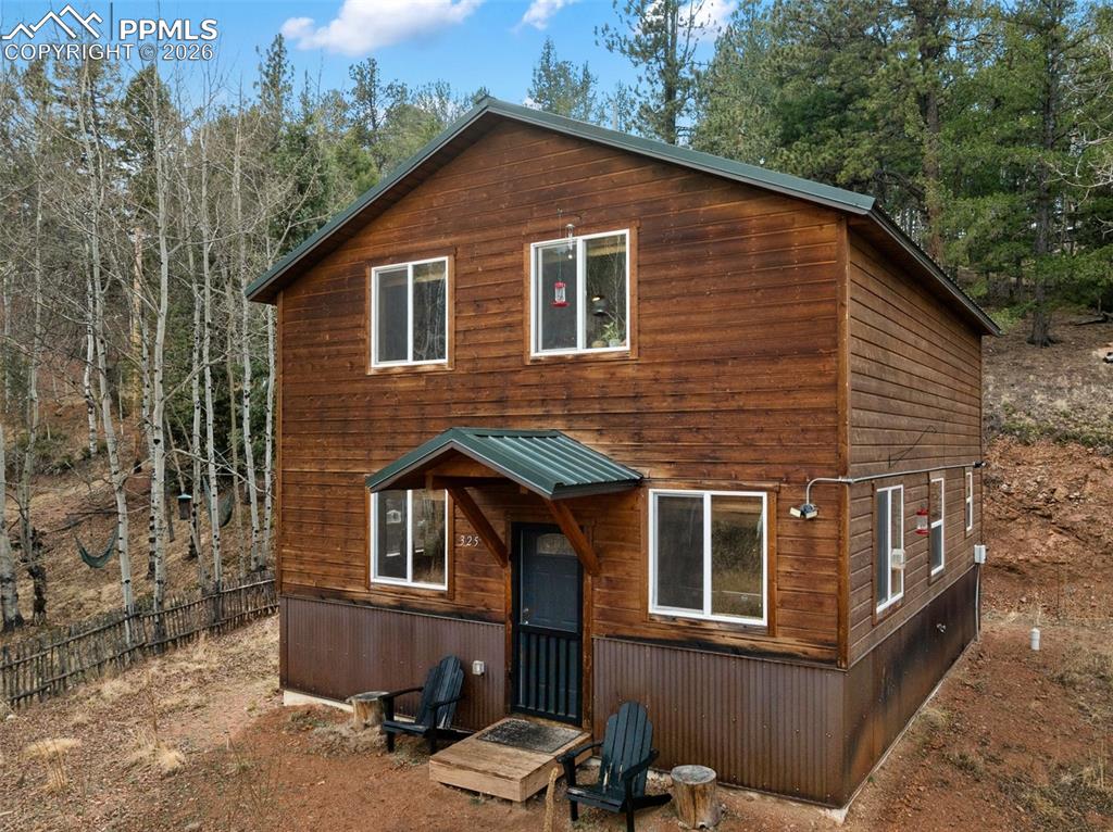 Image 33 of 50: View