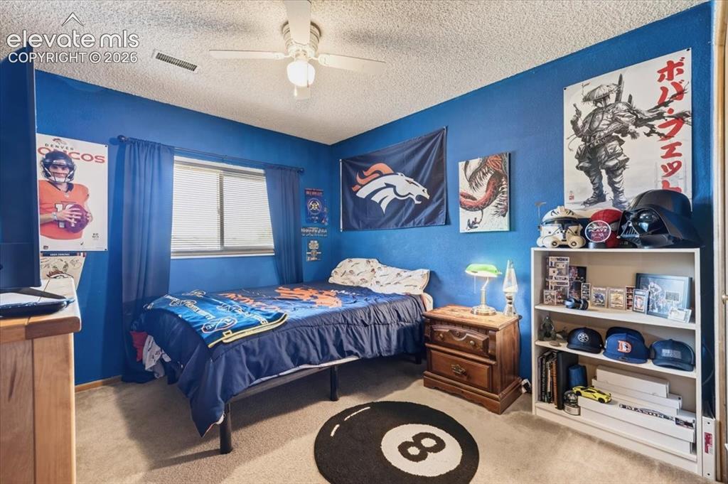 Image 36 of 49: Bedroom