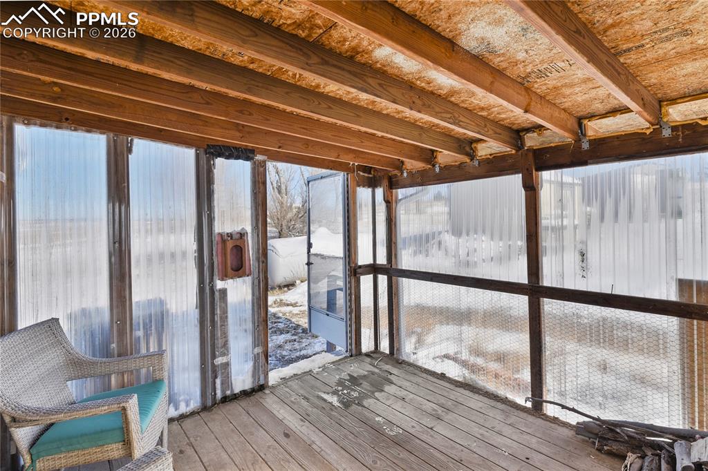 Image 36 of 50: Sun Room