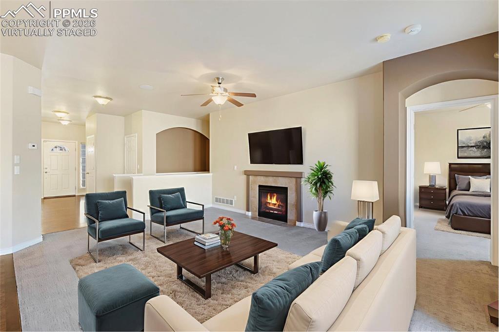 Image 4 of 32: Virtually Staged