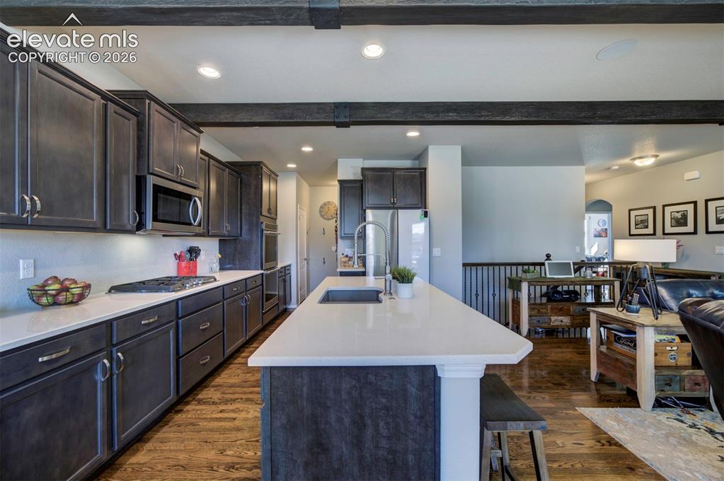 Image 9 of 45: Kitchen