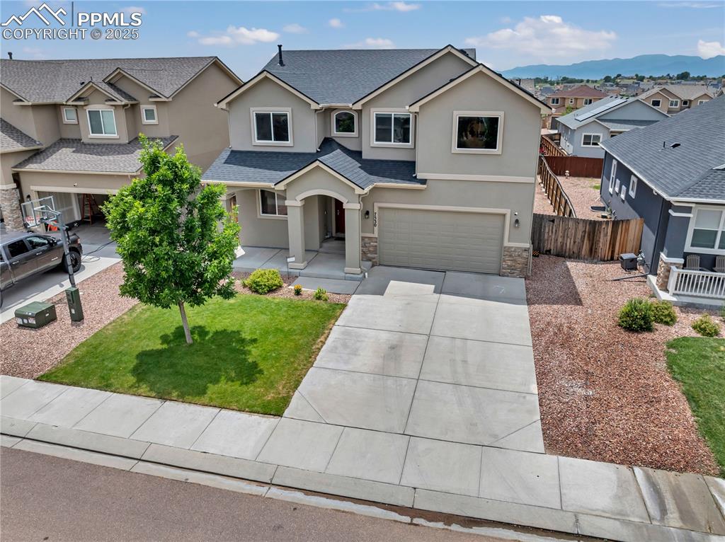 Image 2 of 33: Front of Structure