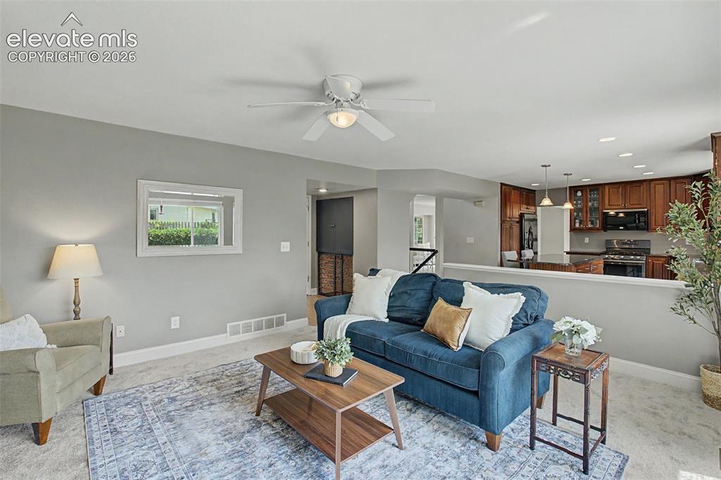 Image 13 of 40: Living Room