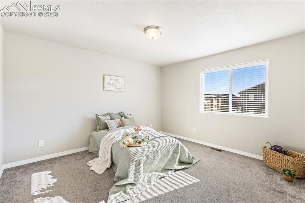 Image 26 of 35: Beautiful bedroom.