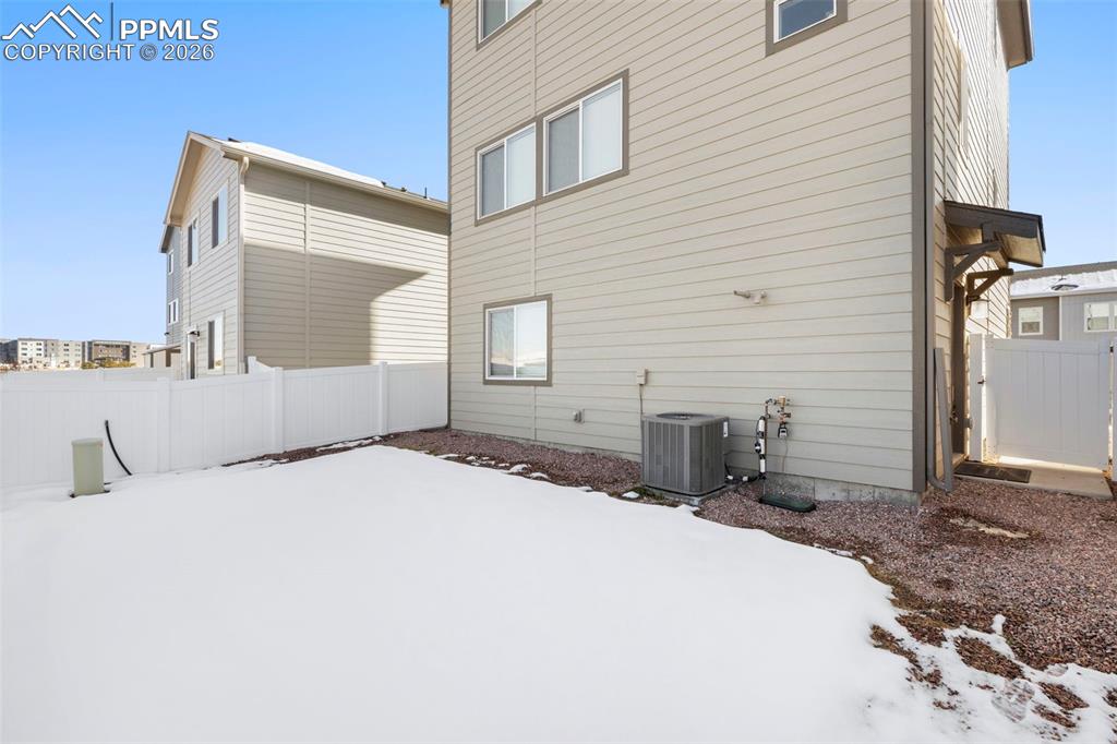 Image 34 of 35: Backyard.