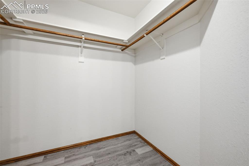 Image 23 of 41: Walk-In Closets