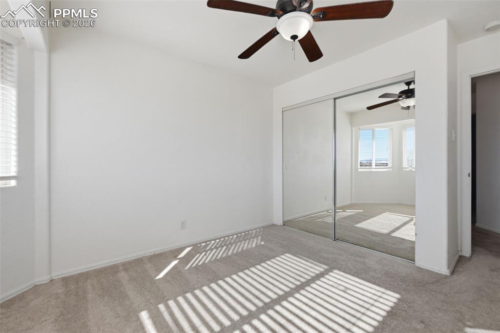 Image 25 of 41: Secondary bedroom 1