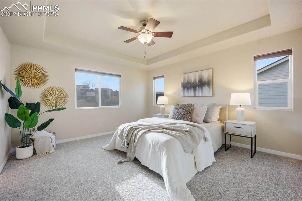 Image 14 of 33: Bedroom