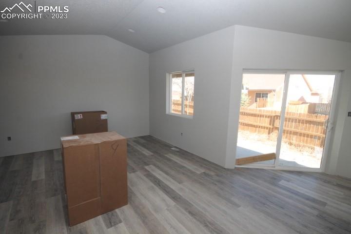 Listing 5262102, Image 9 of 16