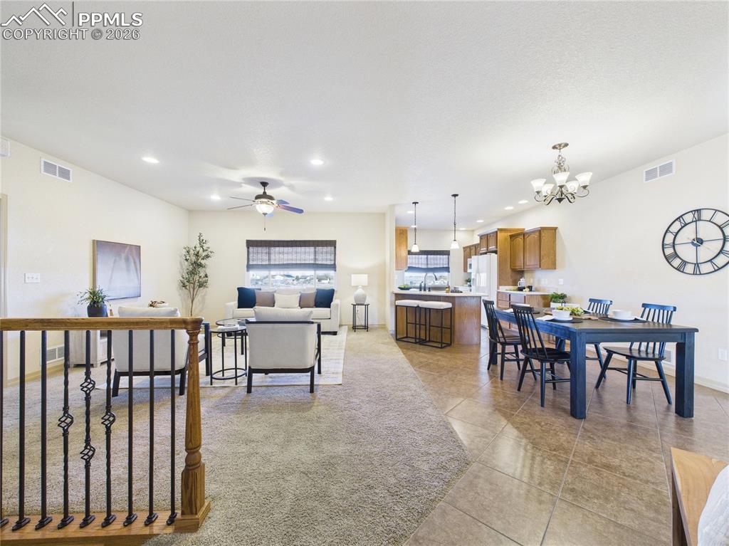 Image 8 of 50: Living Room