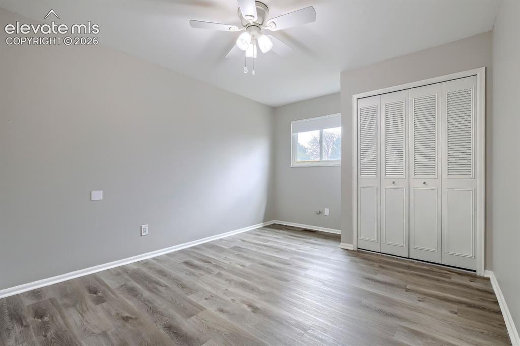 Image 16 of 31: Family Room