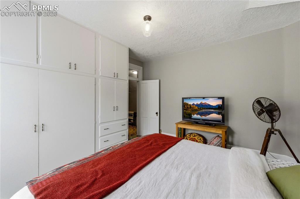 Image 28 of 49: Bedroom