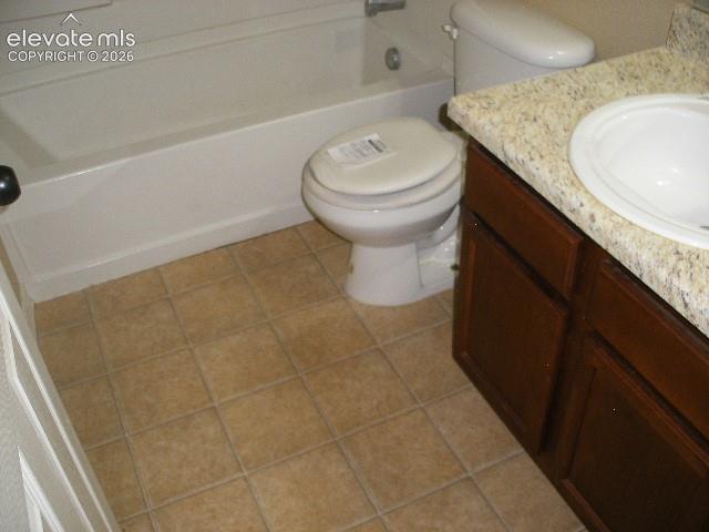 Image 29 of 42: Bathroom