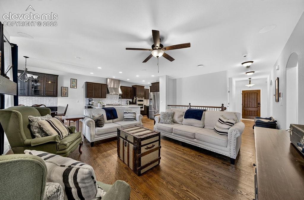 Image 18 of 42: Living Room