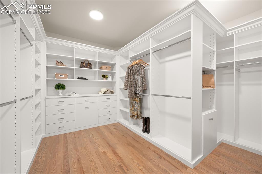 Image 30 of 50: No Description Available