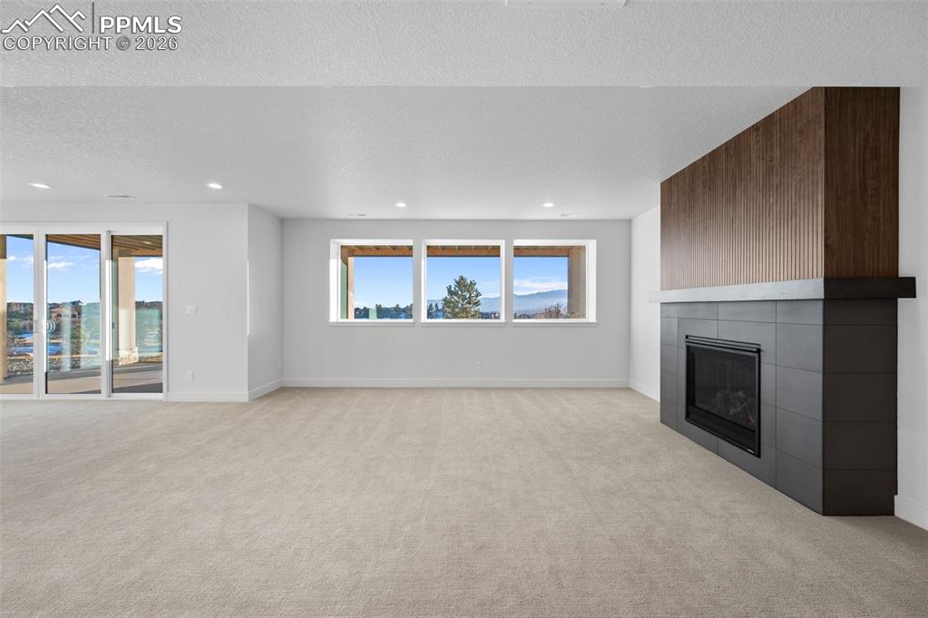 Image 33 of 50: No Description Available